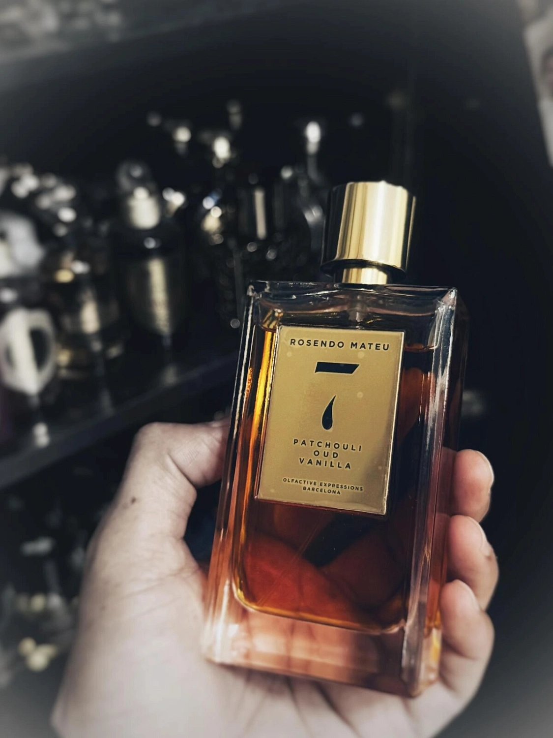 Rosendo Mateu Olfactive Expressions Rosendo Mateu Nº 7 Patchouli, Oud, Vanilla