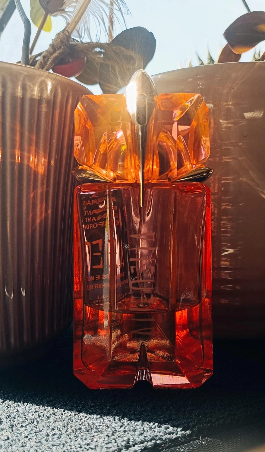 MUGLER Alien Sunessence Edition Saphir Soleil MUGLER Alien Sunessence Edition Saphir Soleil