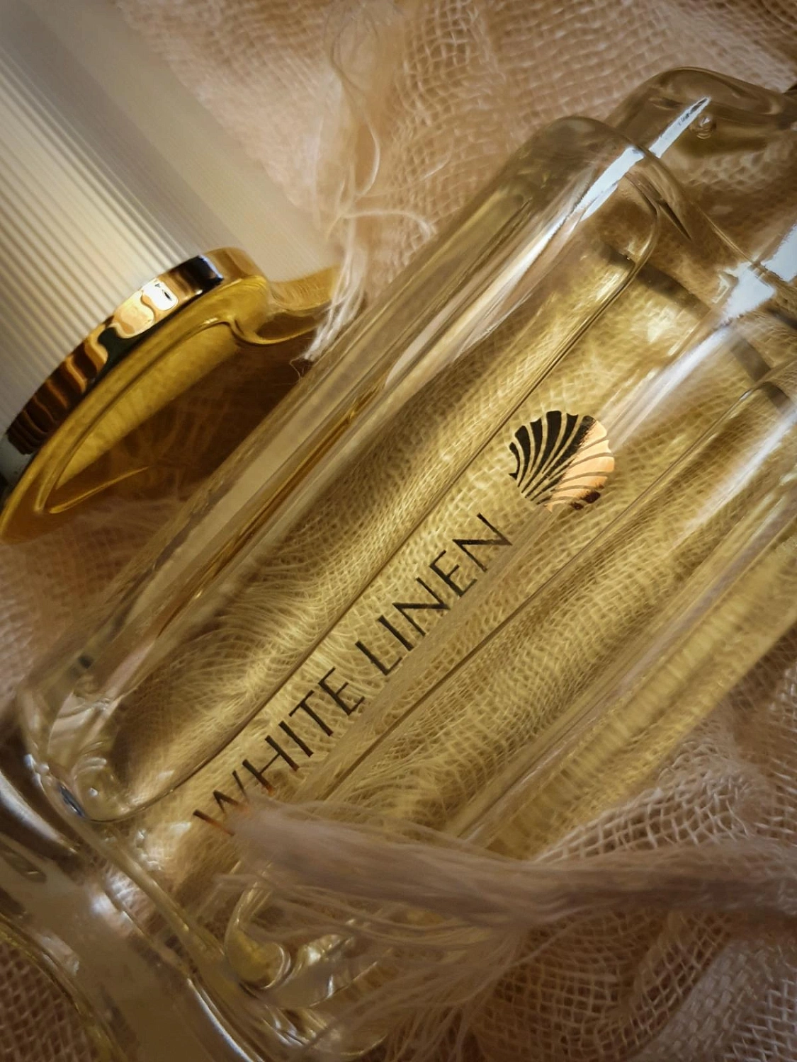Estée Lauder White Linen