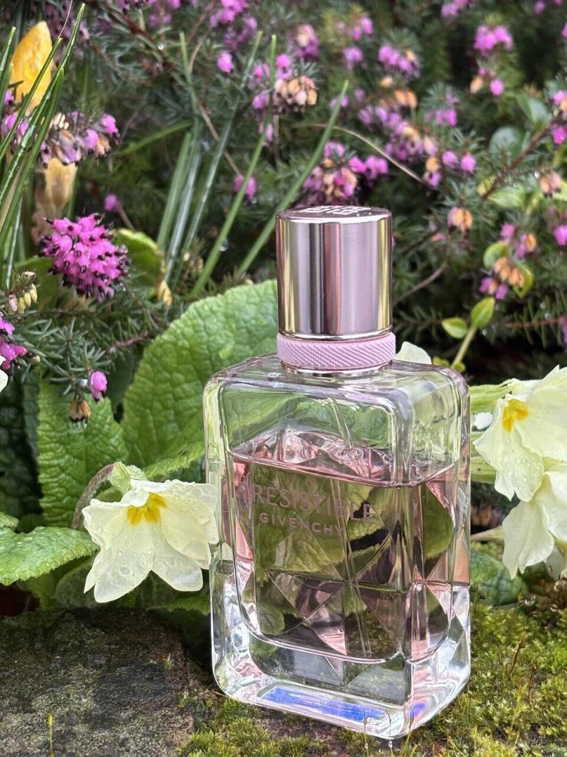 Irresistible Givenchy Very Floral