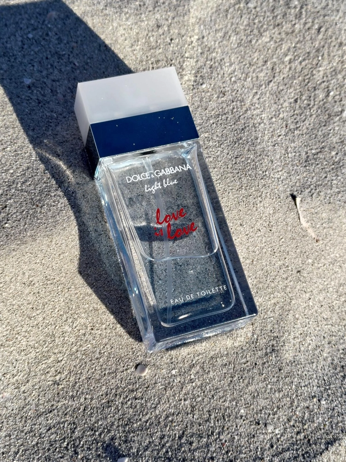 DOLCE & GABBANA Light Blue Love Is Love Pour Femme DOLCE & GABBANA Light Blue Love Is Love Pour Femme