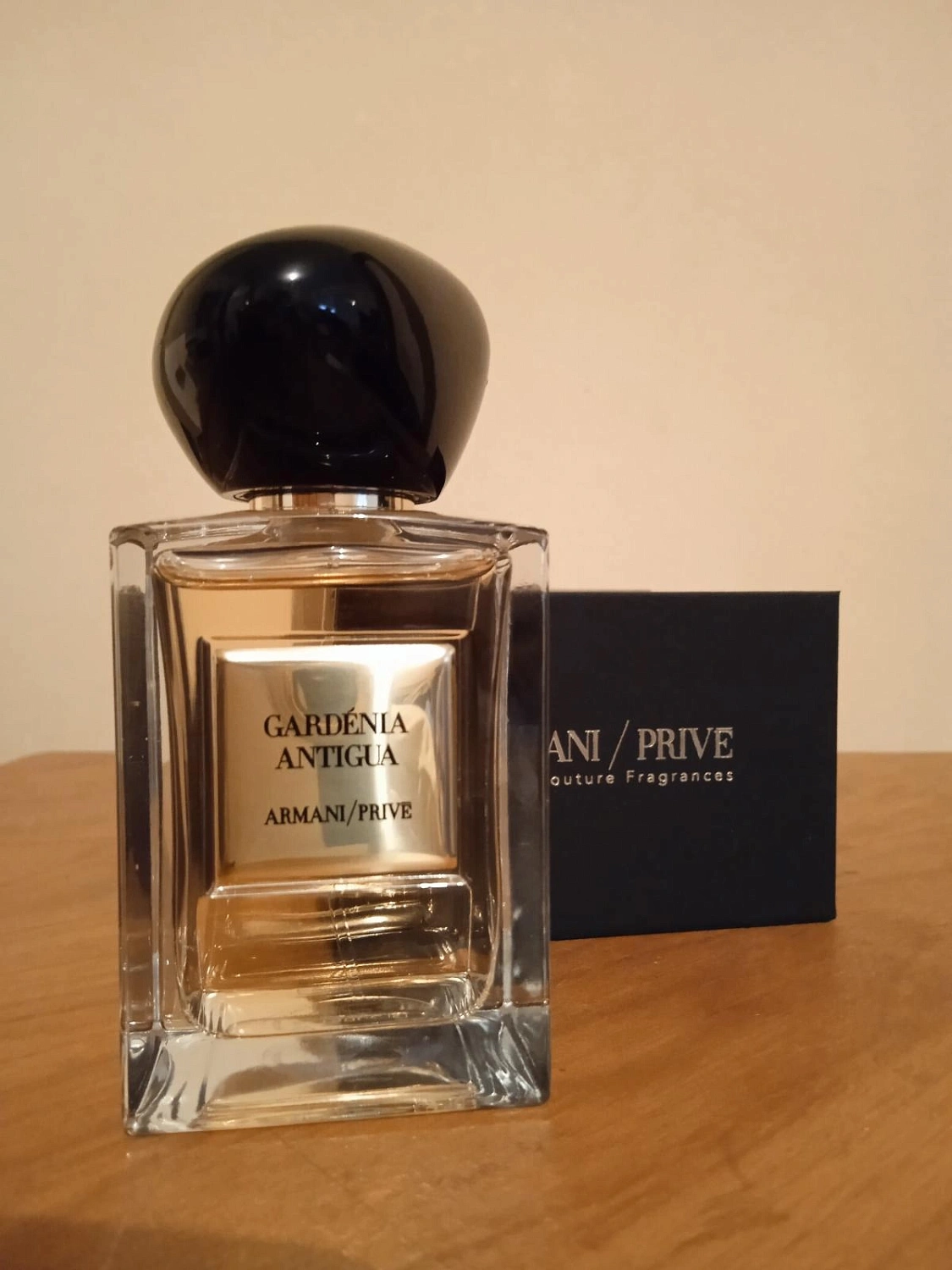 ARMANI Prive Gardenia Antigua ARMANI Prive Gardenia Antigua