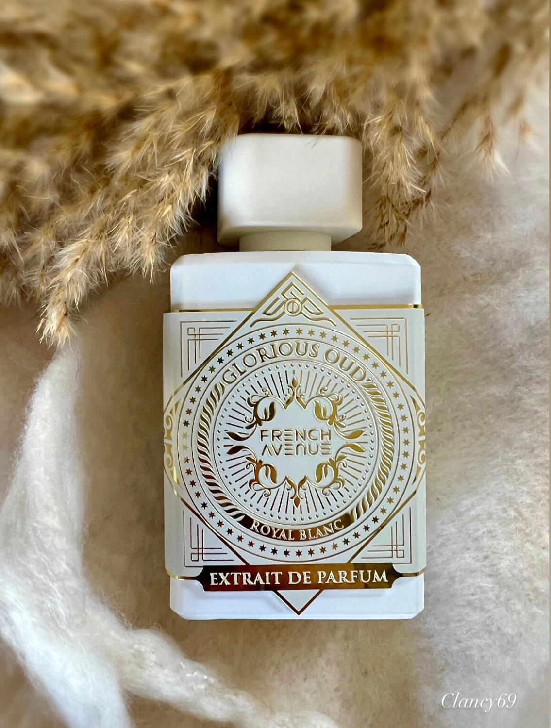 Fragrance World Glorious Oud Royal Blanc