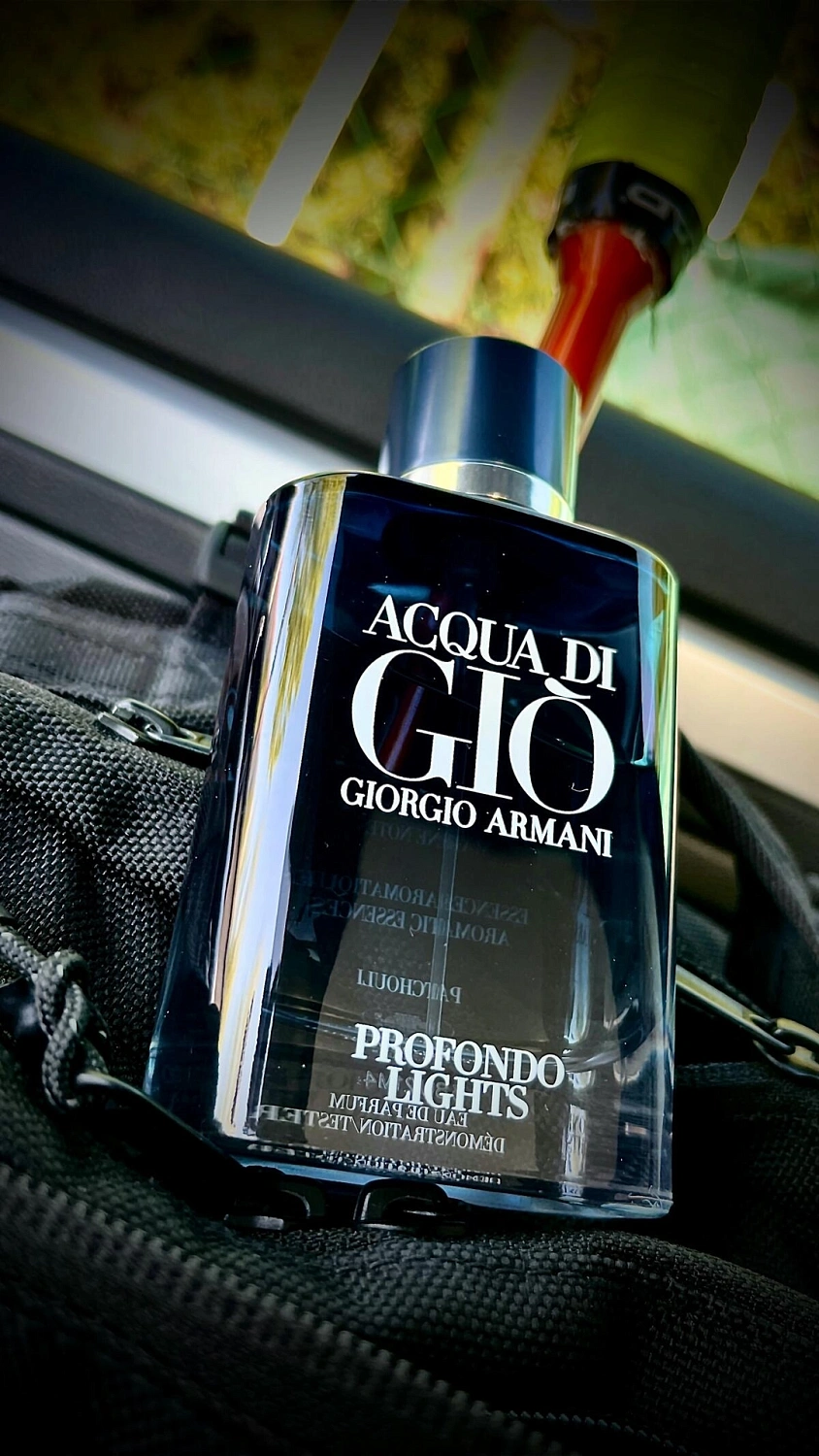 ARMANI Acqua di Gio Profondo Lights