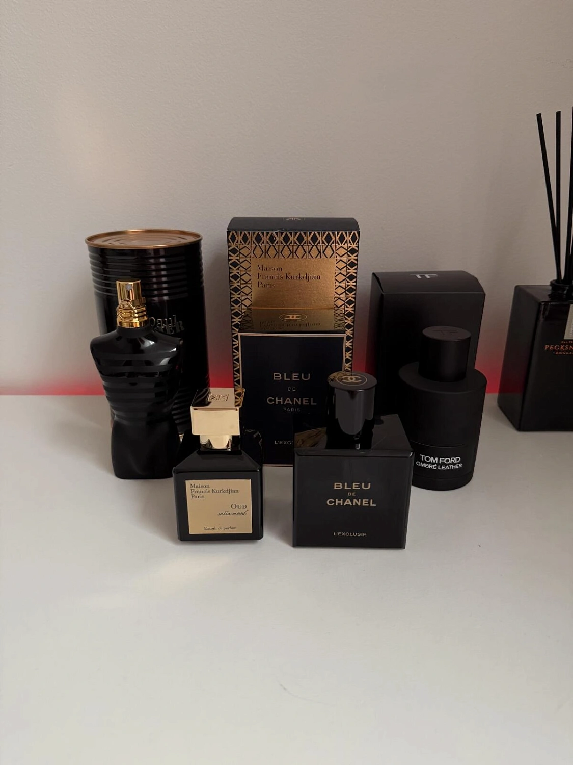 Maison Francis Kurkdjian Oud Satin Mood Extrait de parfum Maison Francis Kurkdjian Oud Satin Mood Extrait de parfum