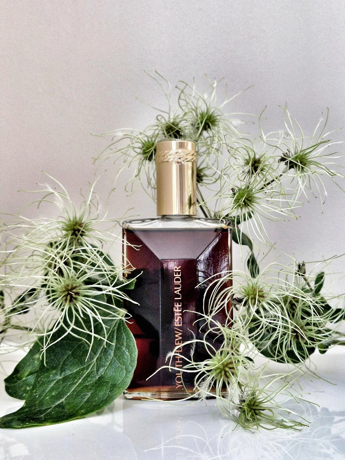 Estee Lauder Youth Dew