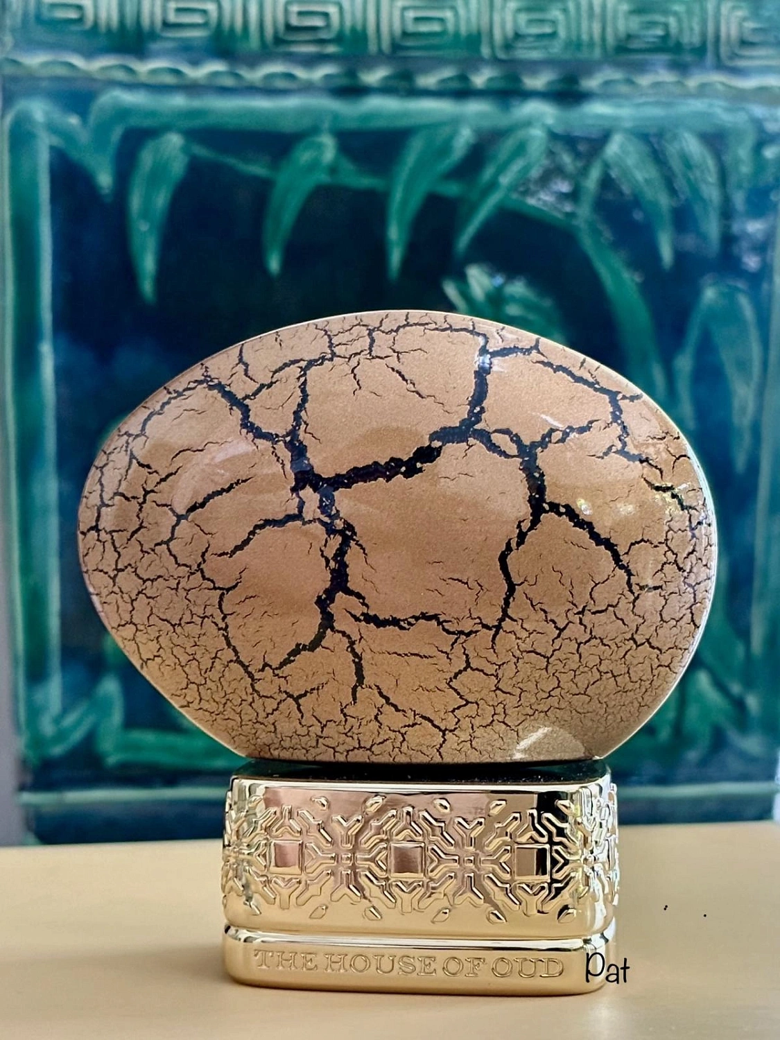 The House of Oud Golden Powder The House of Oud Golden Powder