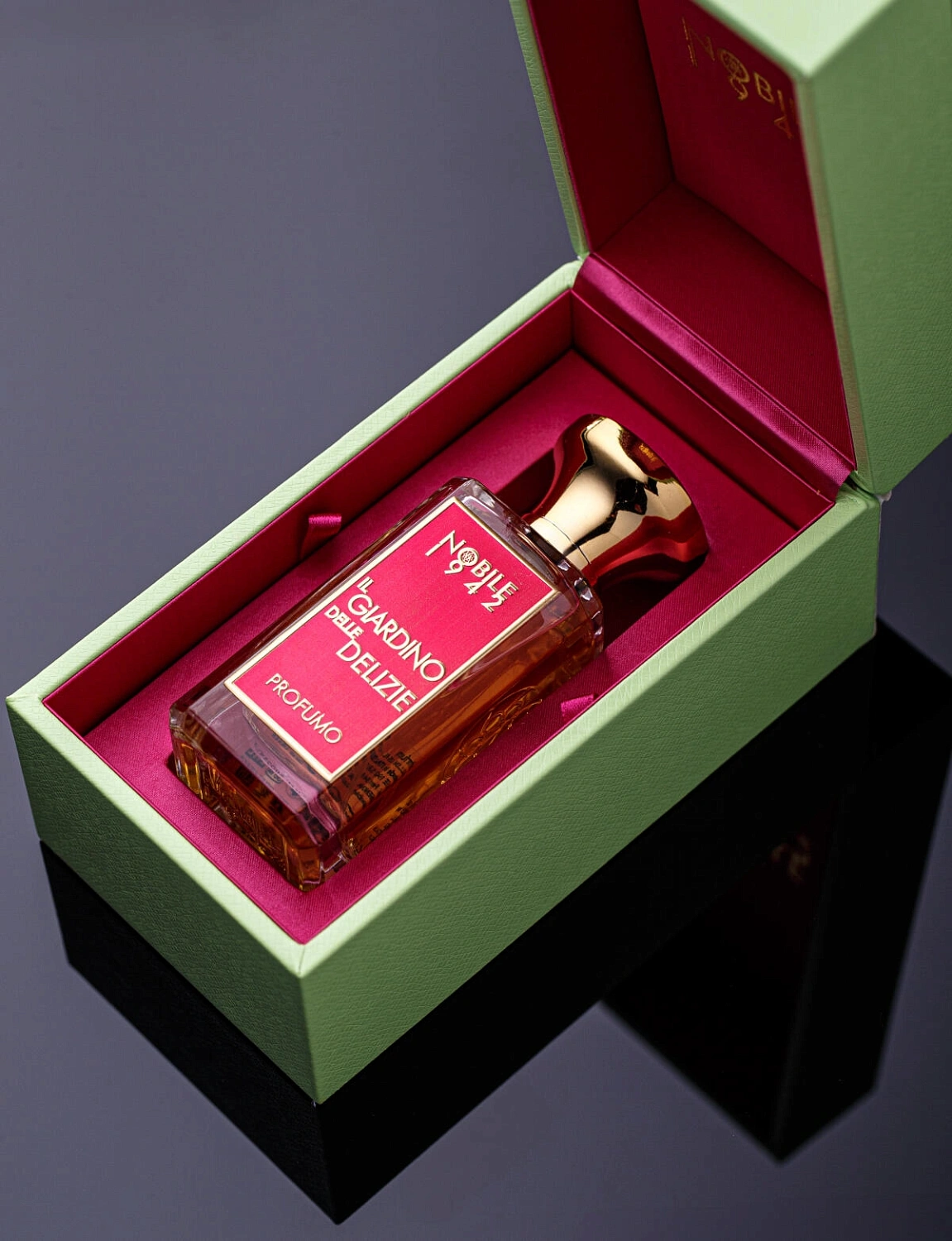 Nobile 1942 Il Giardino Delle Delizie