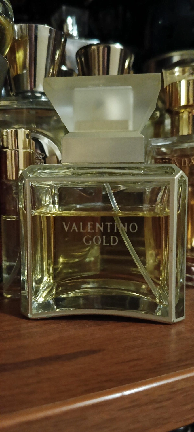 Valentino Gold Valentino Gold