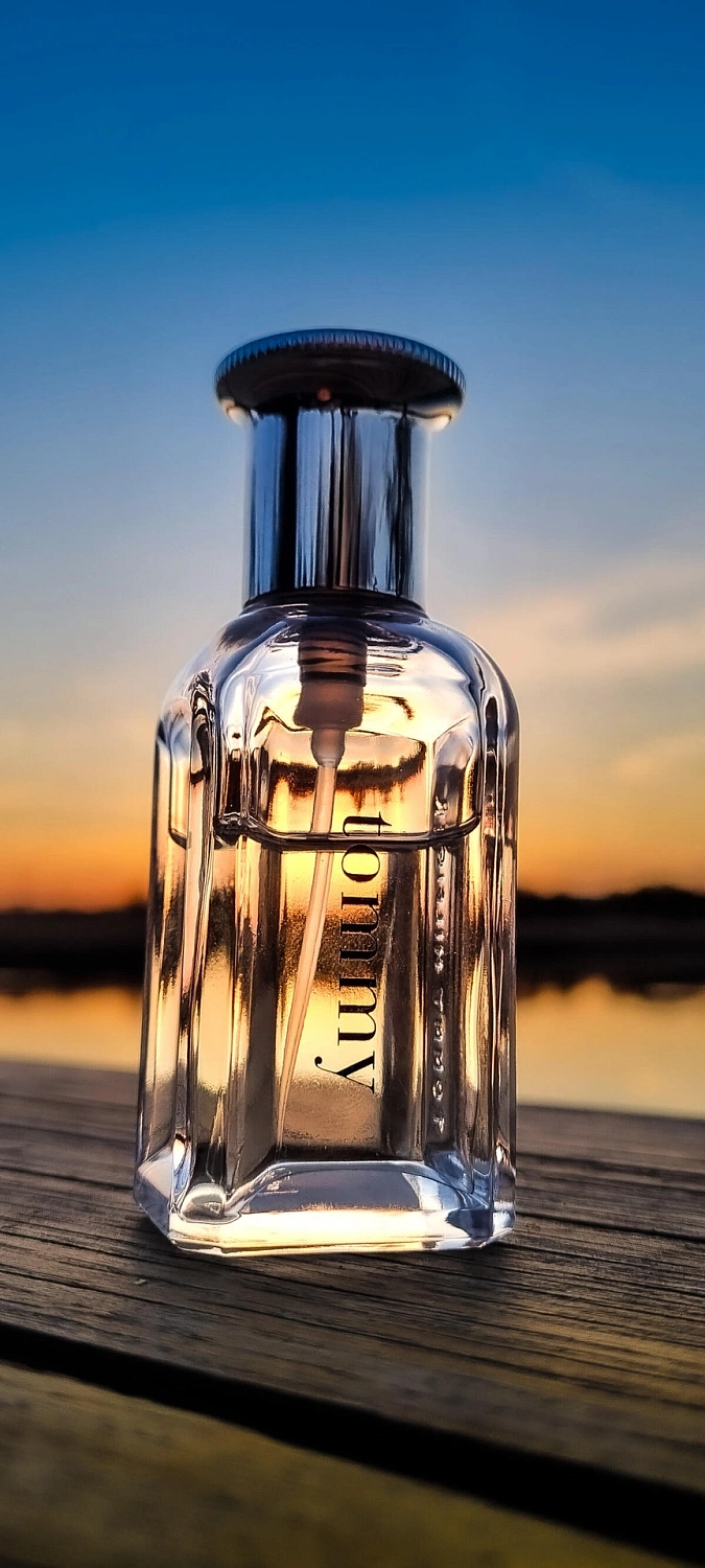 TOMMY HILFIGER Tommy