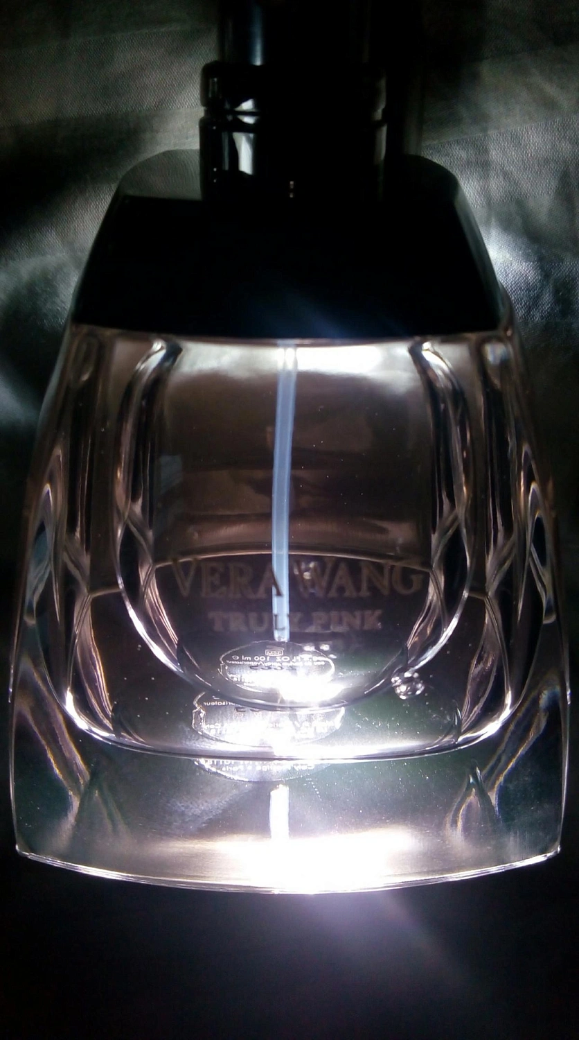 Vera Wang Truly Pink