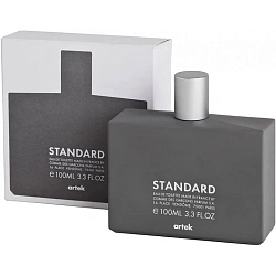 Comme des Garçons Standard