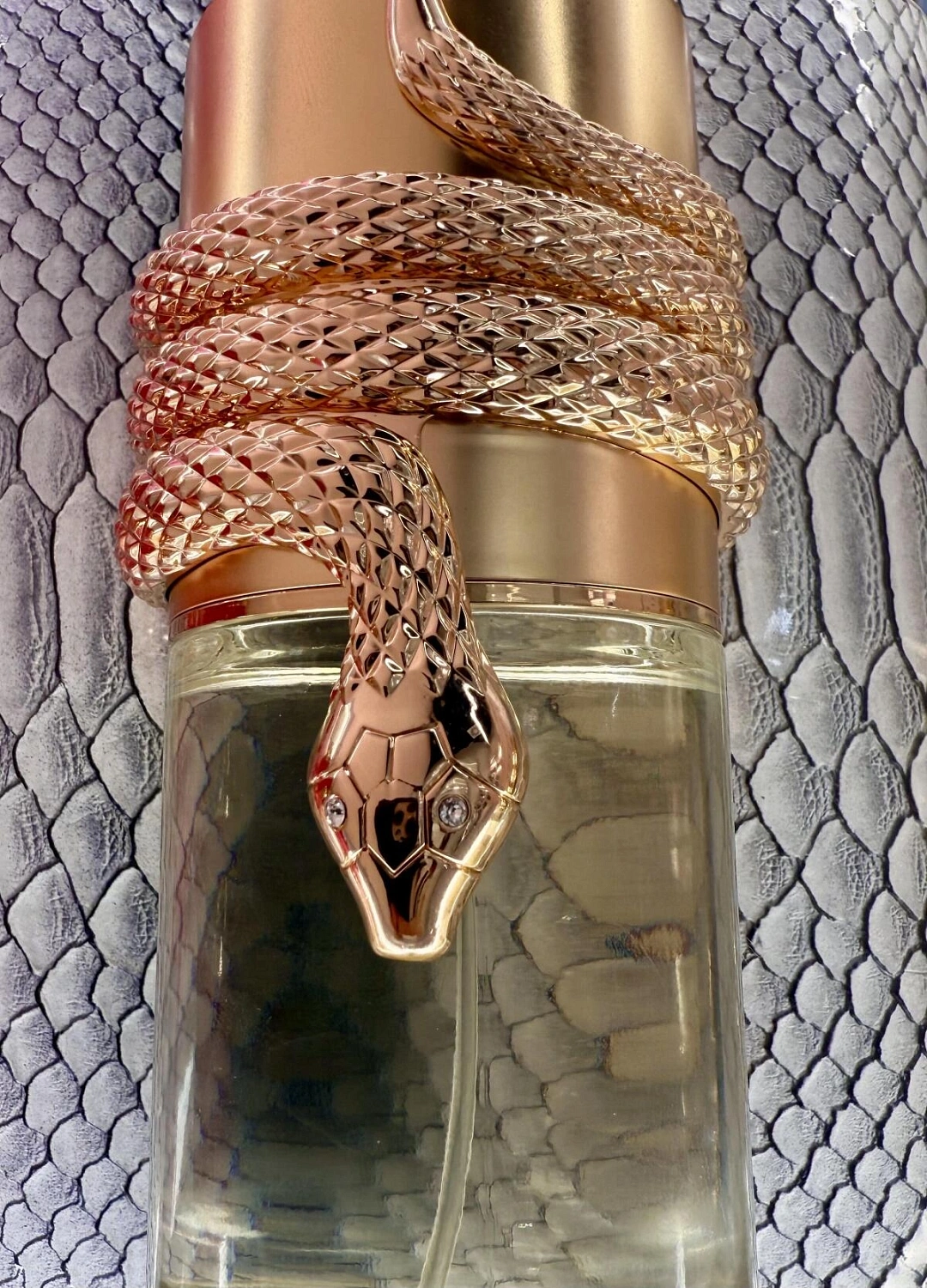 Lattafa Musamam White Intense