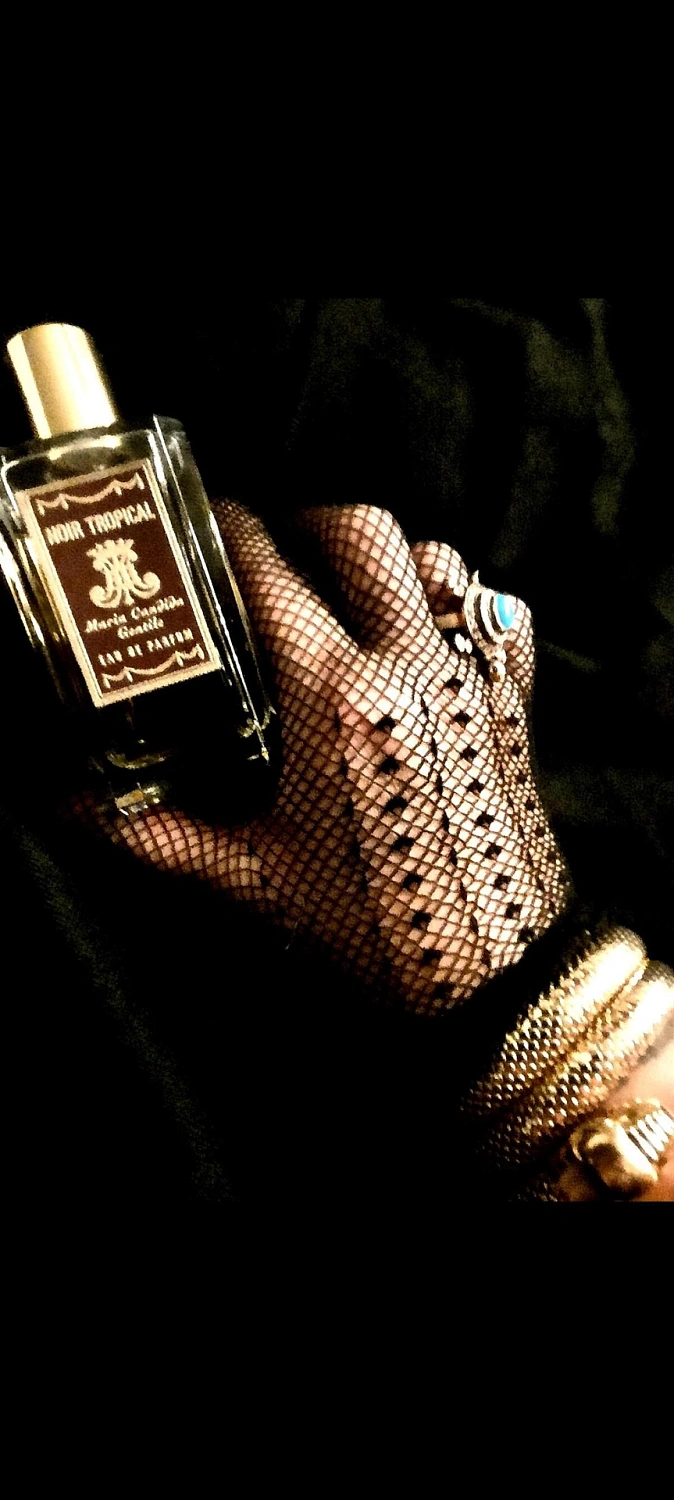 Maria Candida Gentile Noir Tropical