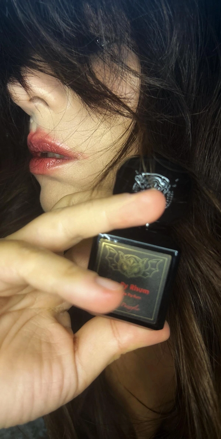 Lorenzo Pazzaglia Van Py Rhum