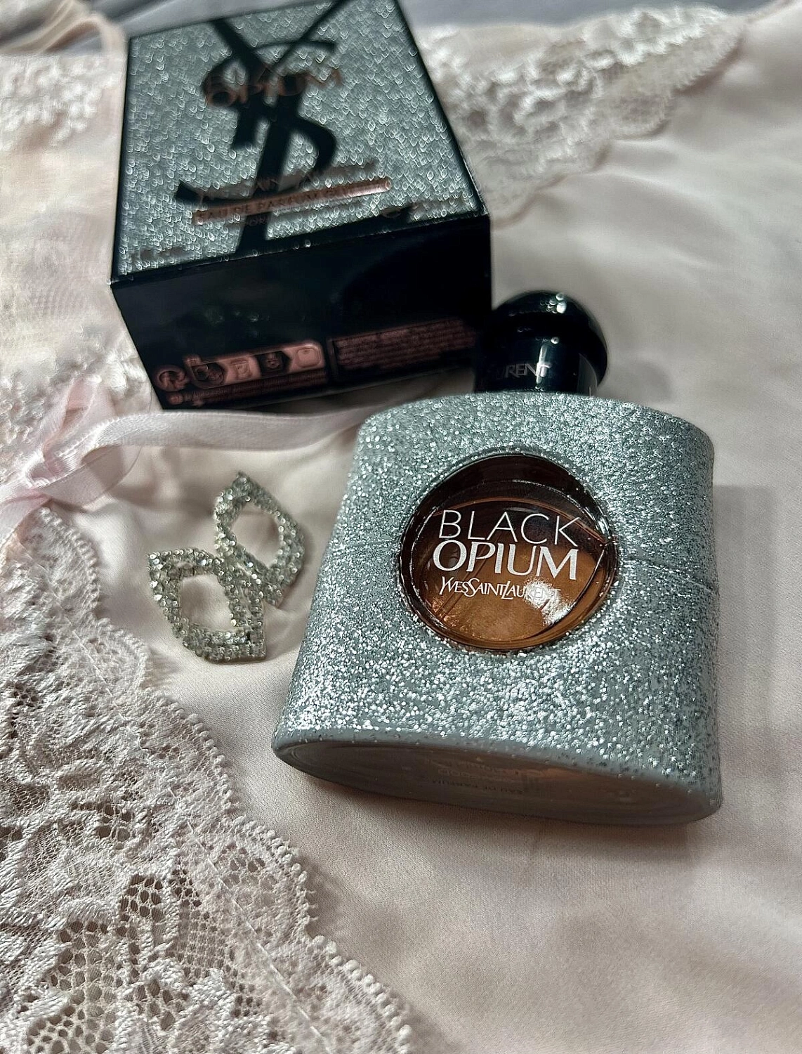 Yves Saint Laurent Black Opium Glitter