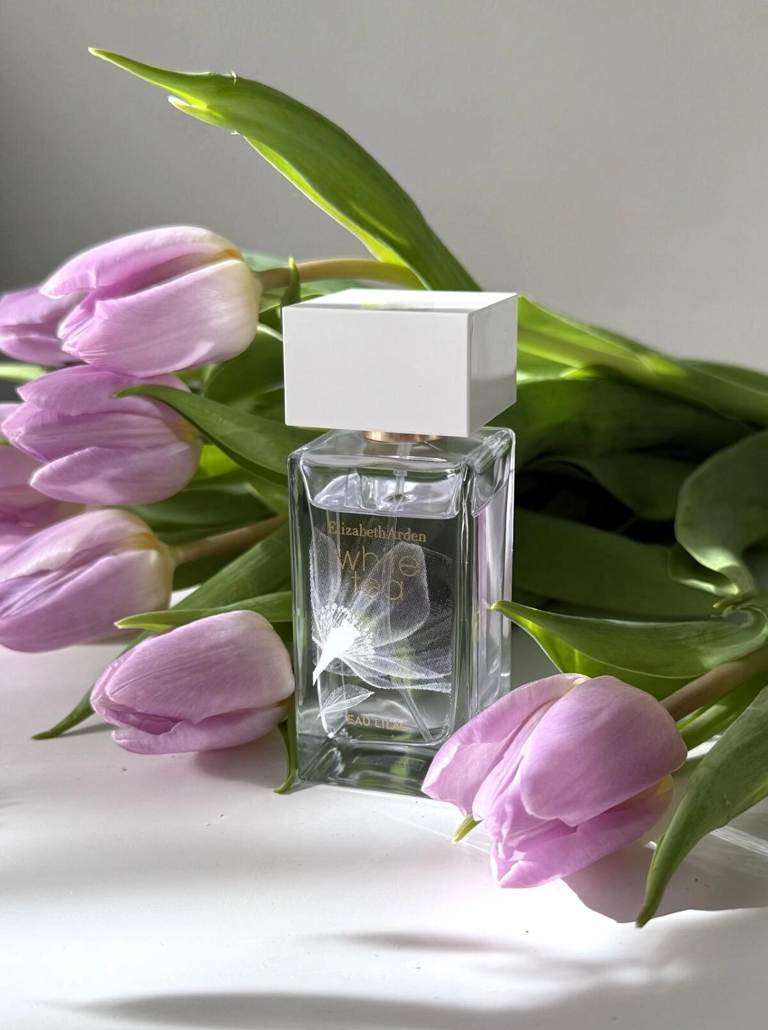 Elizabeth Arden White Tea Eau Lilac