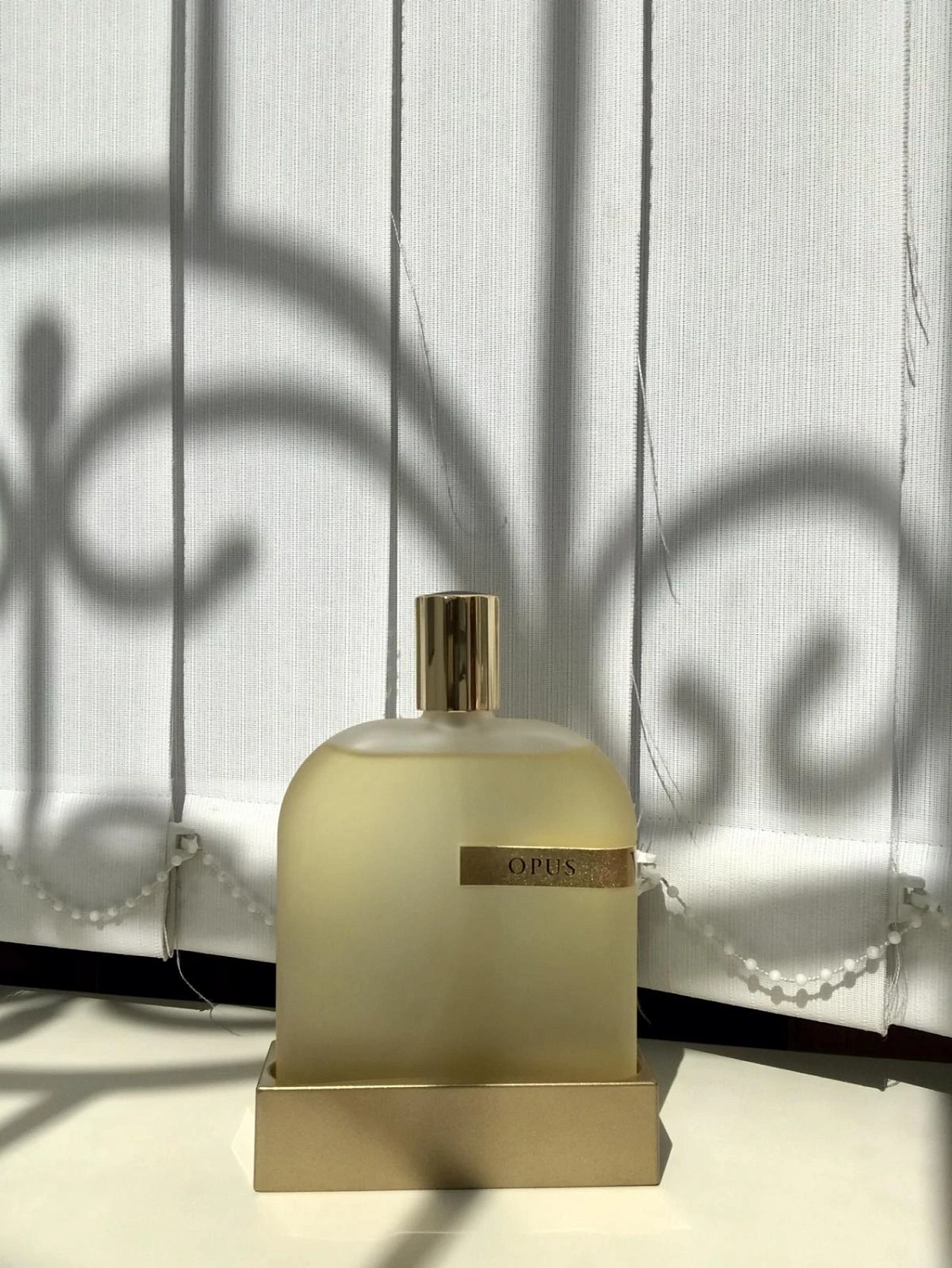 Amouage The Library Collection Opus VI