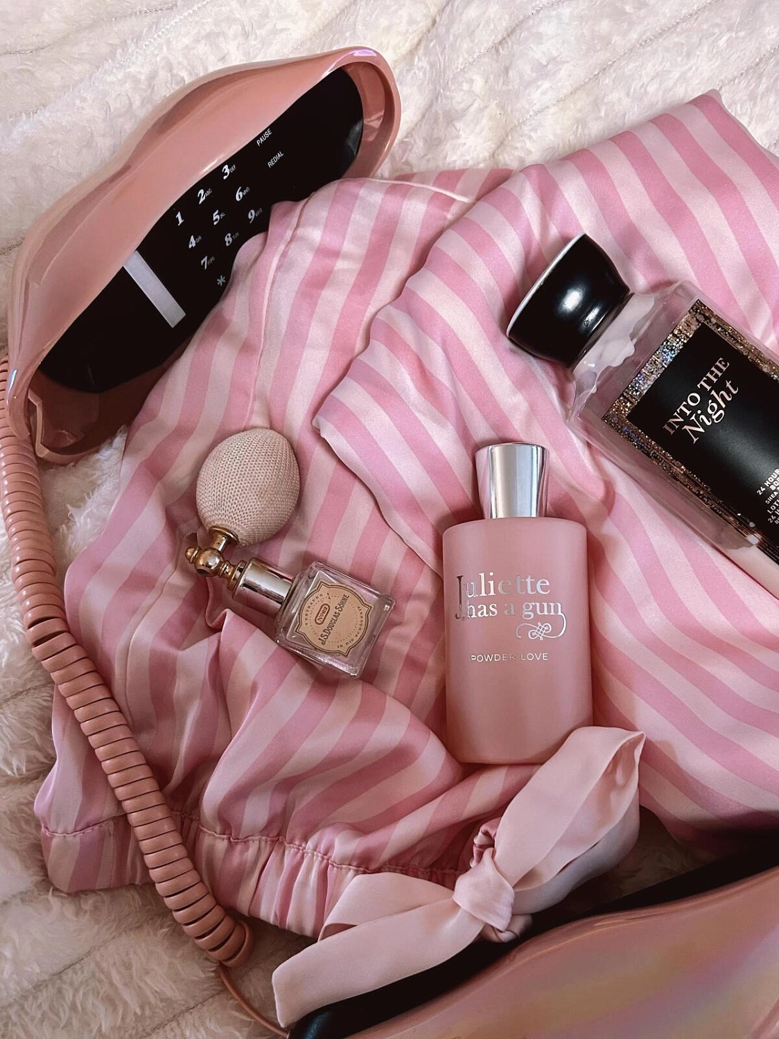 Juliette Has A Gun Powder Love