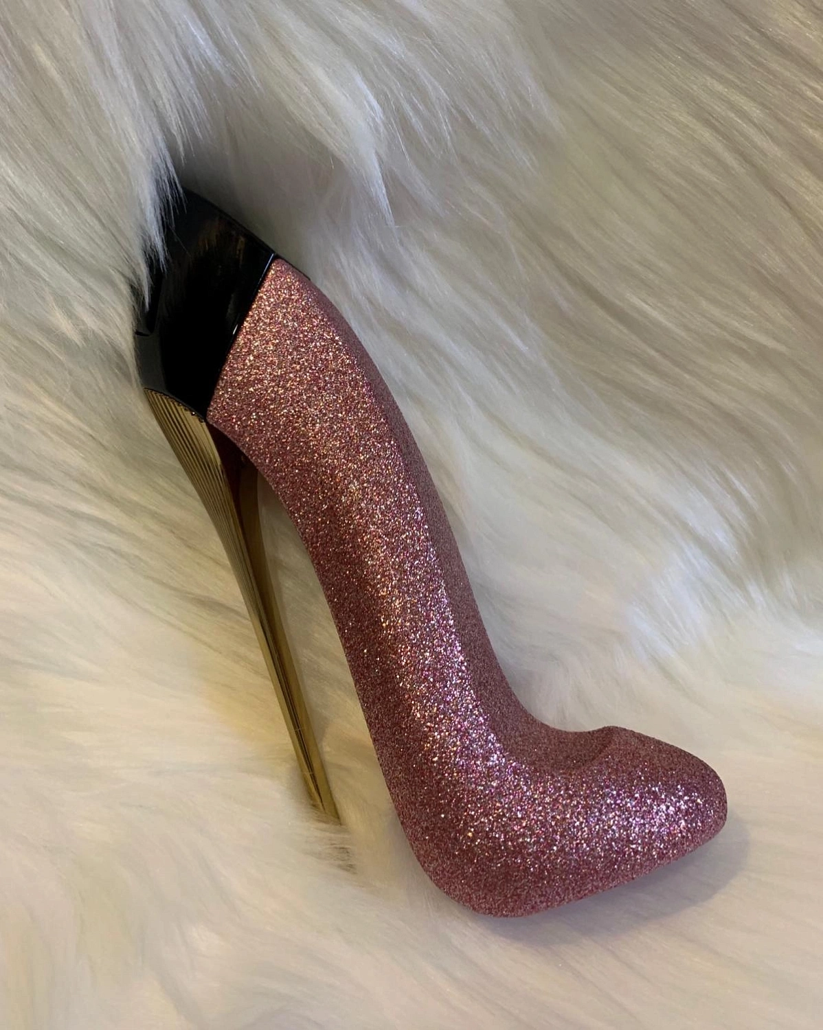 CAROLINA HERRERA Good Girl Fantastic Pink CAROLINA HERRERA Good Girl Fantastic Pink