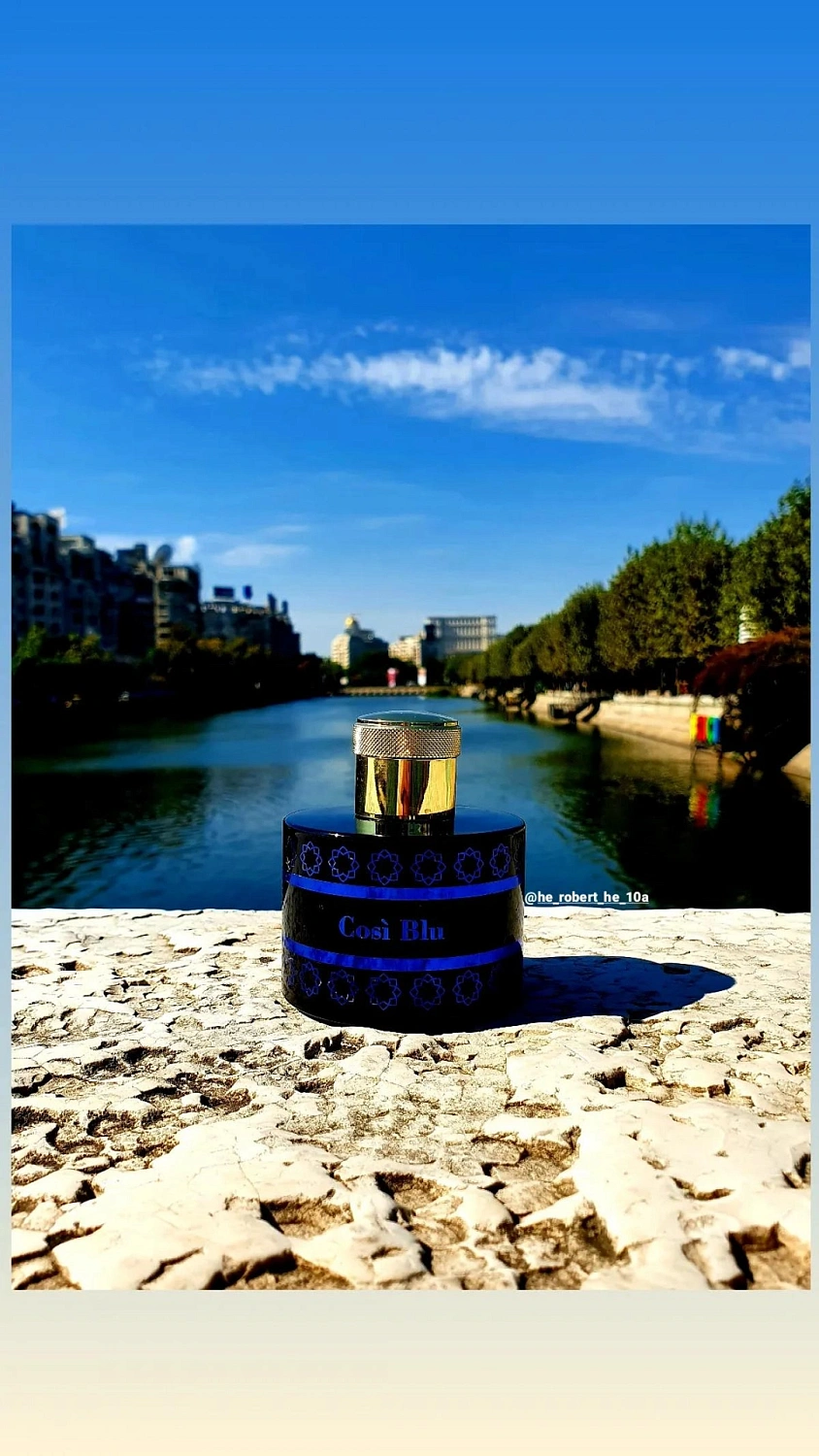 Pantheon Roma Cosi Blu