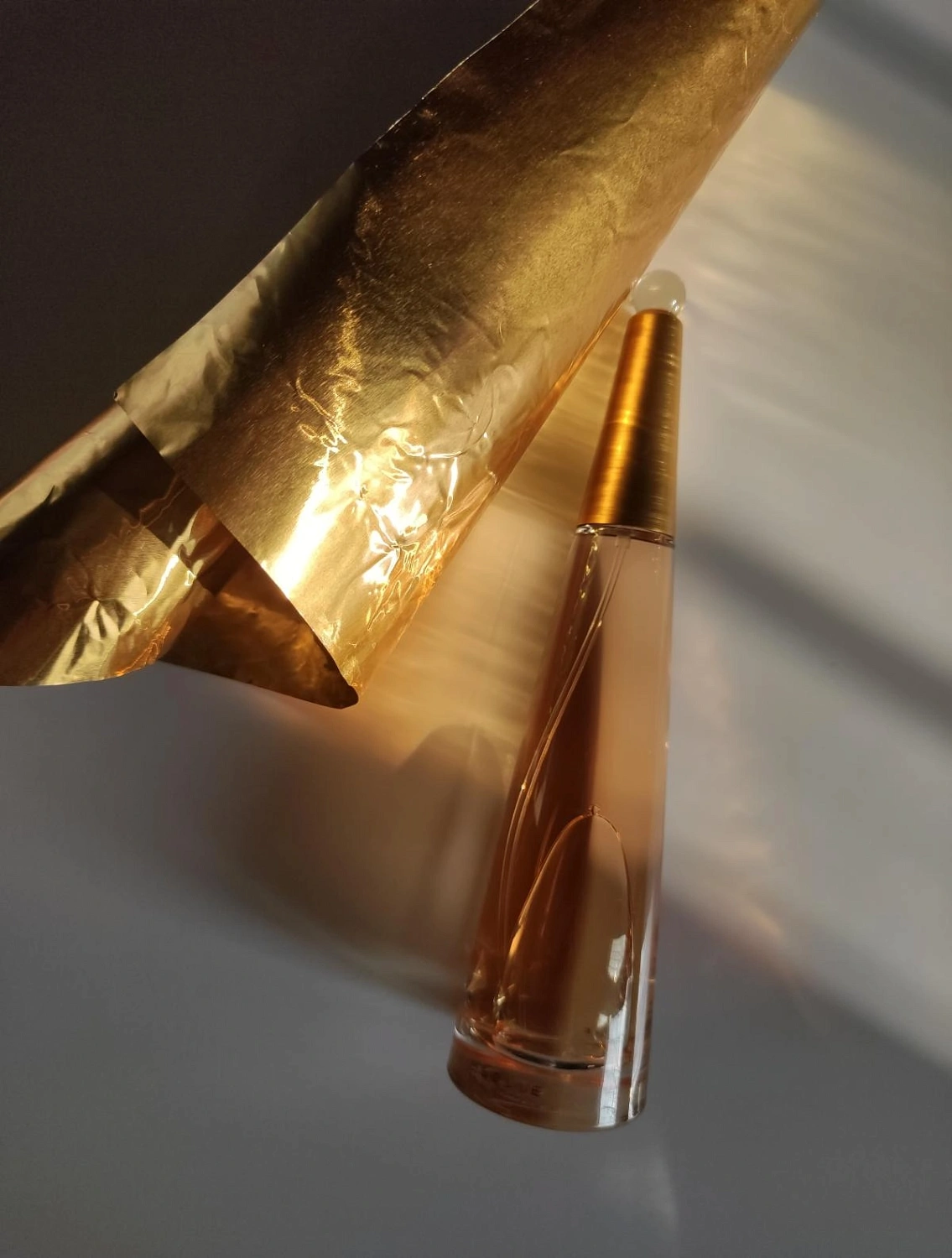 Issey Miyake L’eau d’Issey Absolue