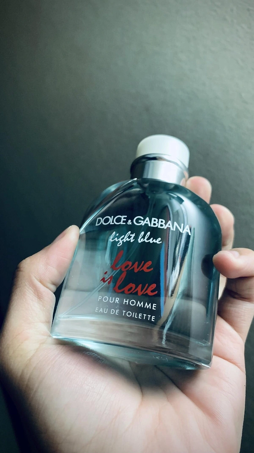 DOLCE & GABBANA Light Blue Love Is Love Pour Homme DOLCE & GABBANA Light Blue Love Is Love Pour Homme