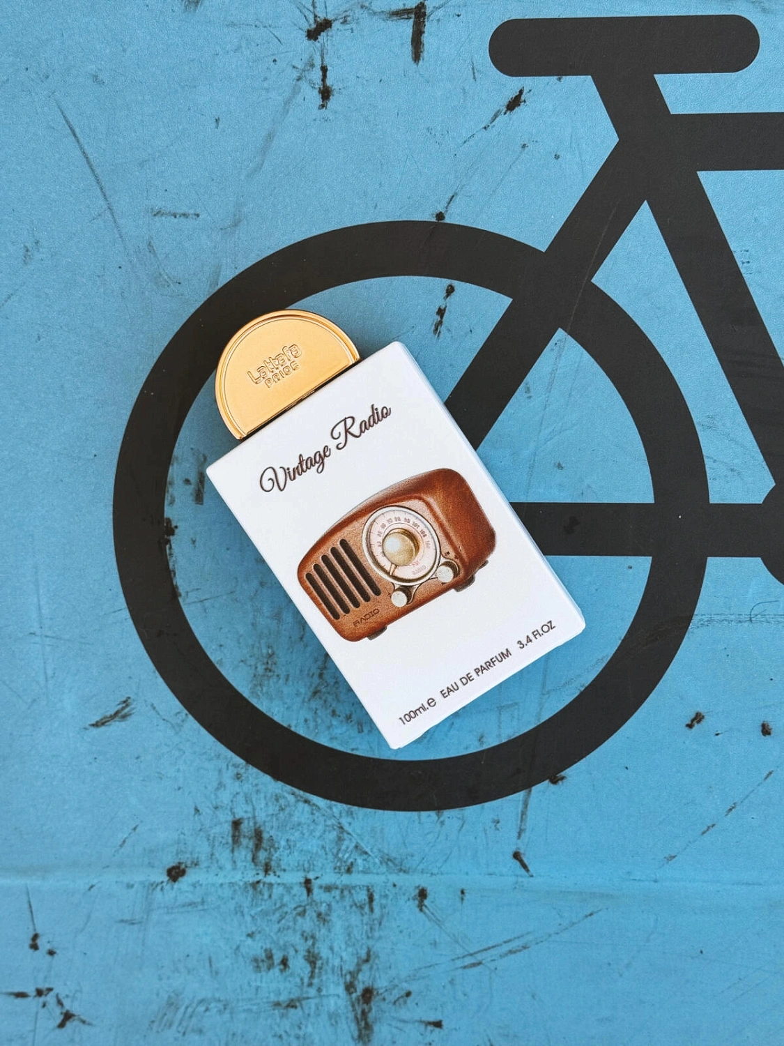 Lattafa Vintage Radio