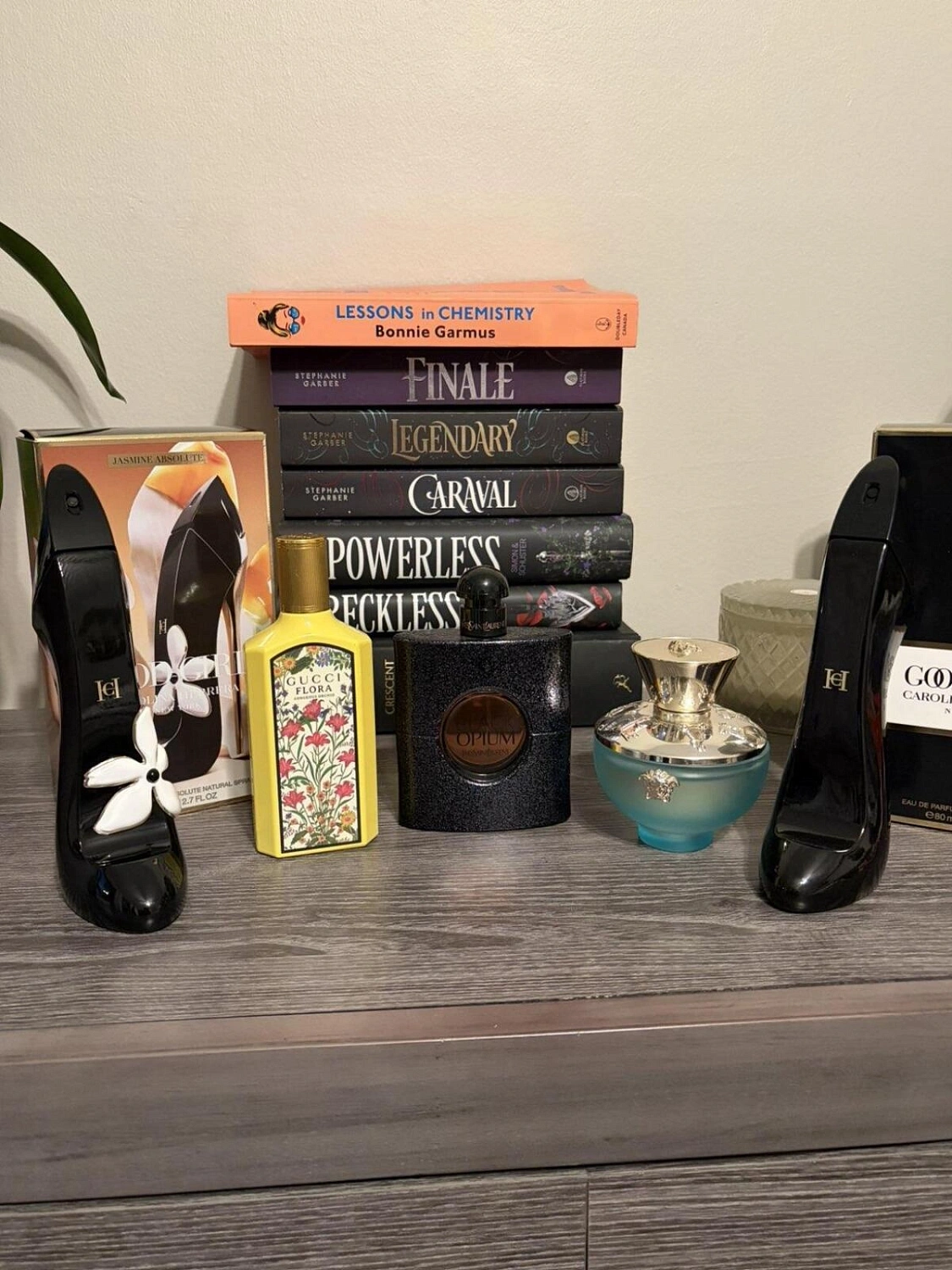 Carolina Herrera Good Girl Jasmine Absolute