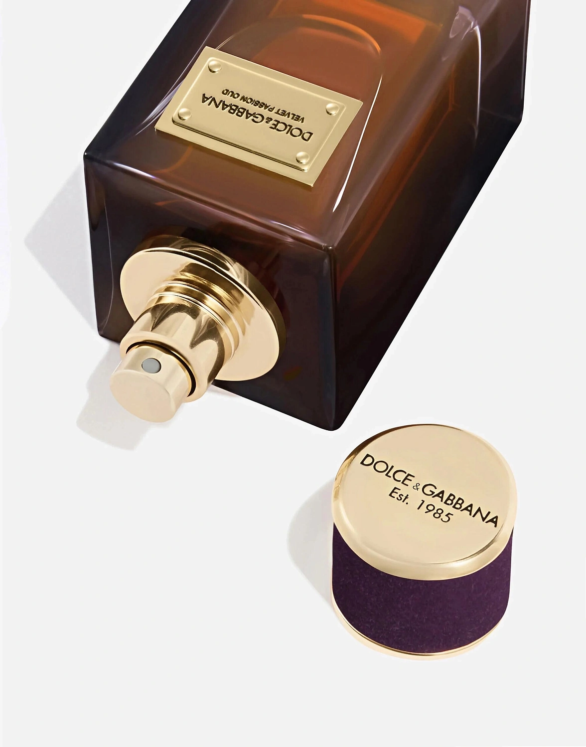 DOLCE & GABBANA Velvet Passion Oud