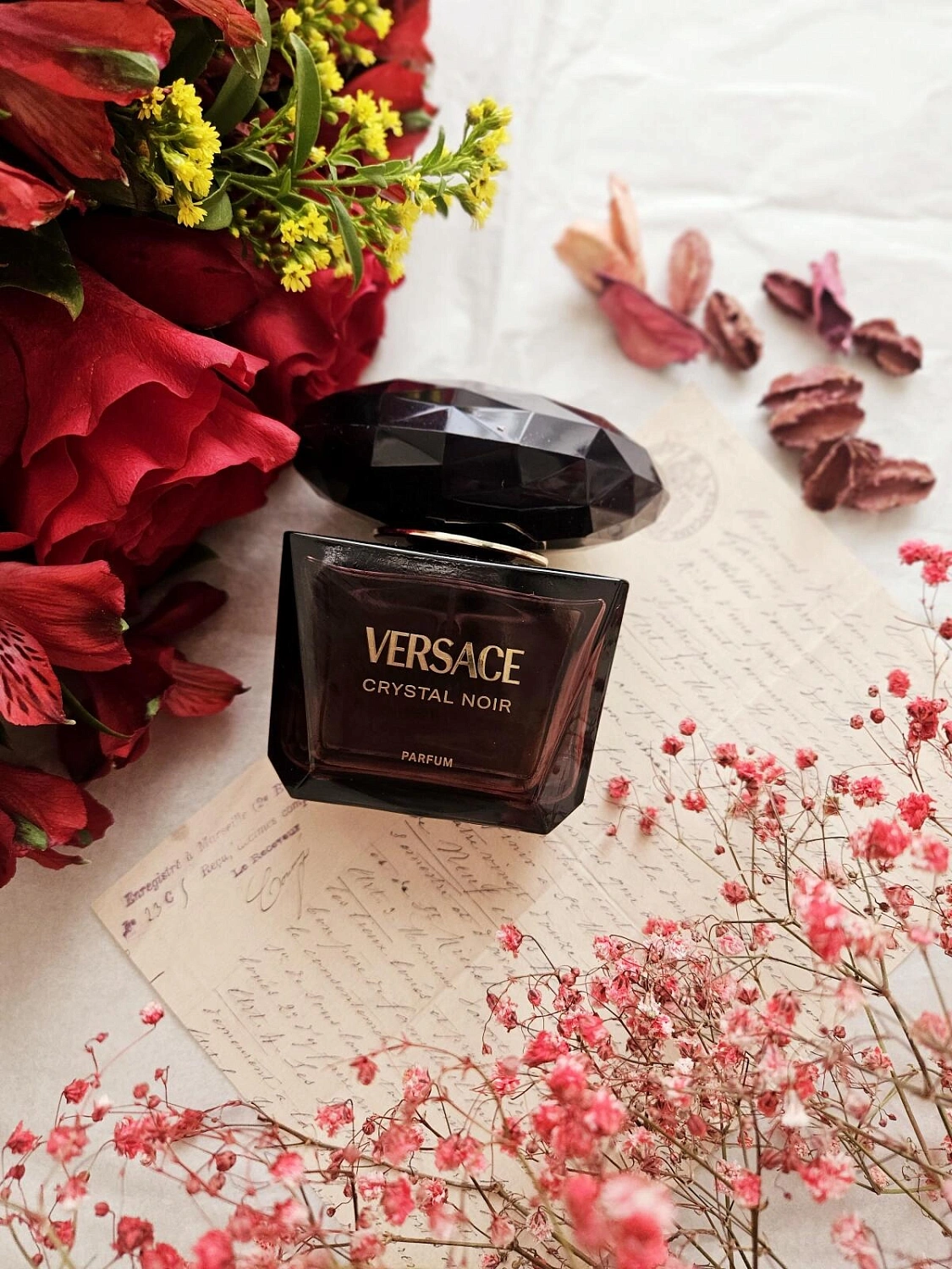 Versace Crystal Noir Parfum