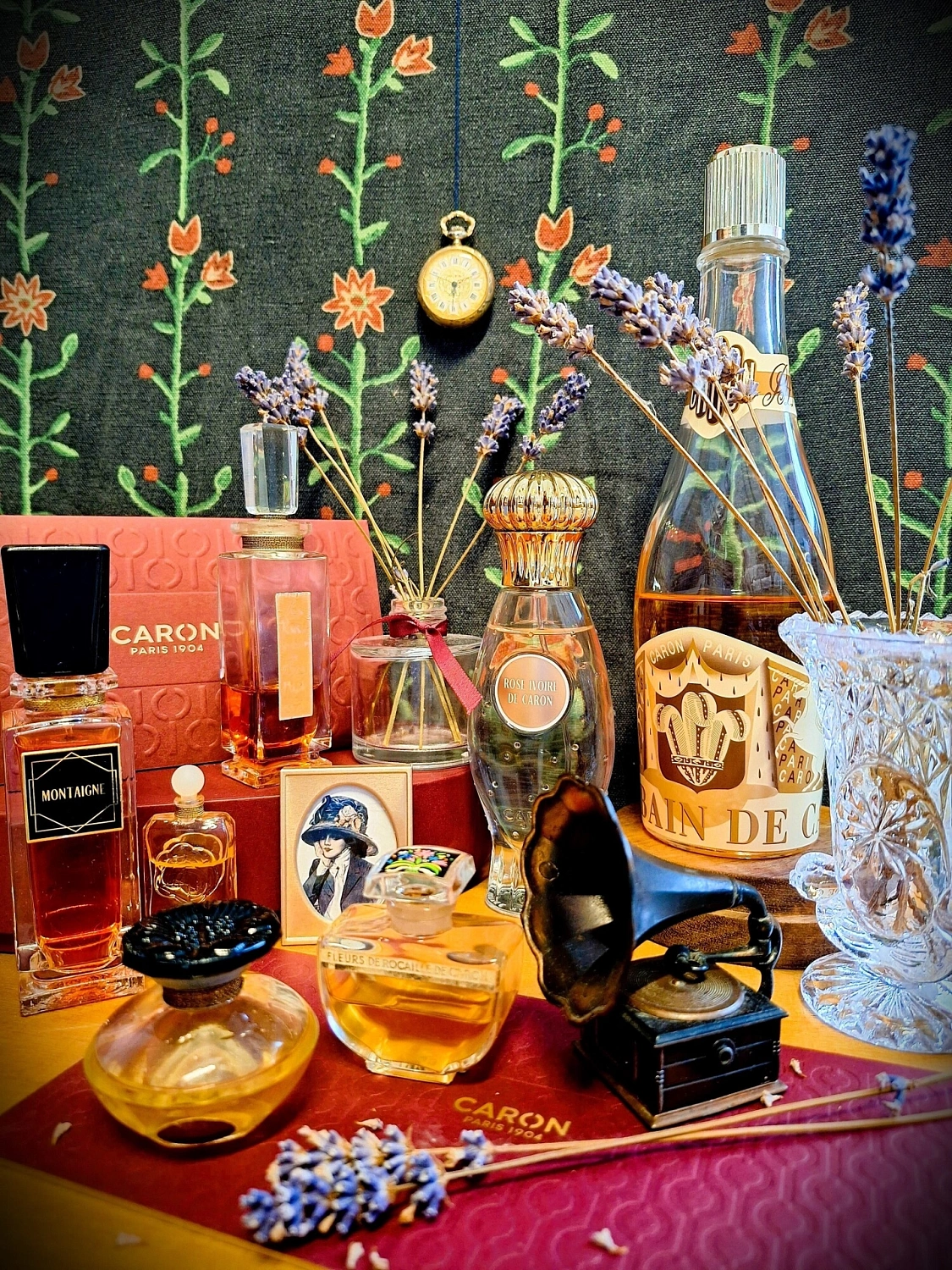 Caron Montaigne Privee Collection