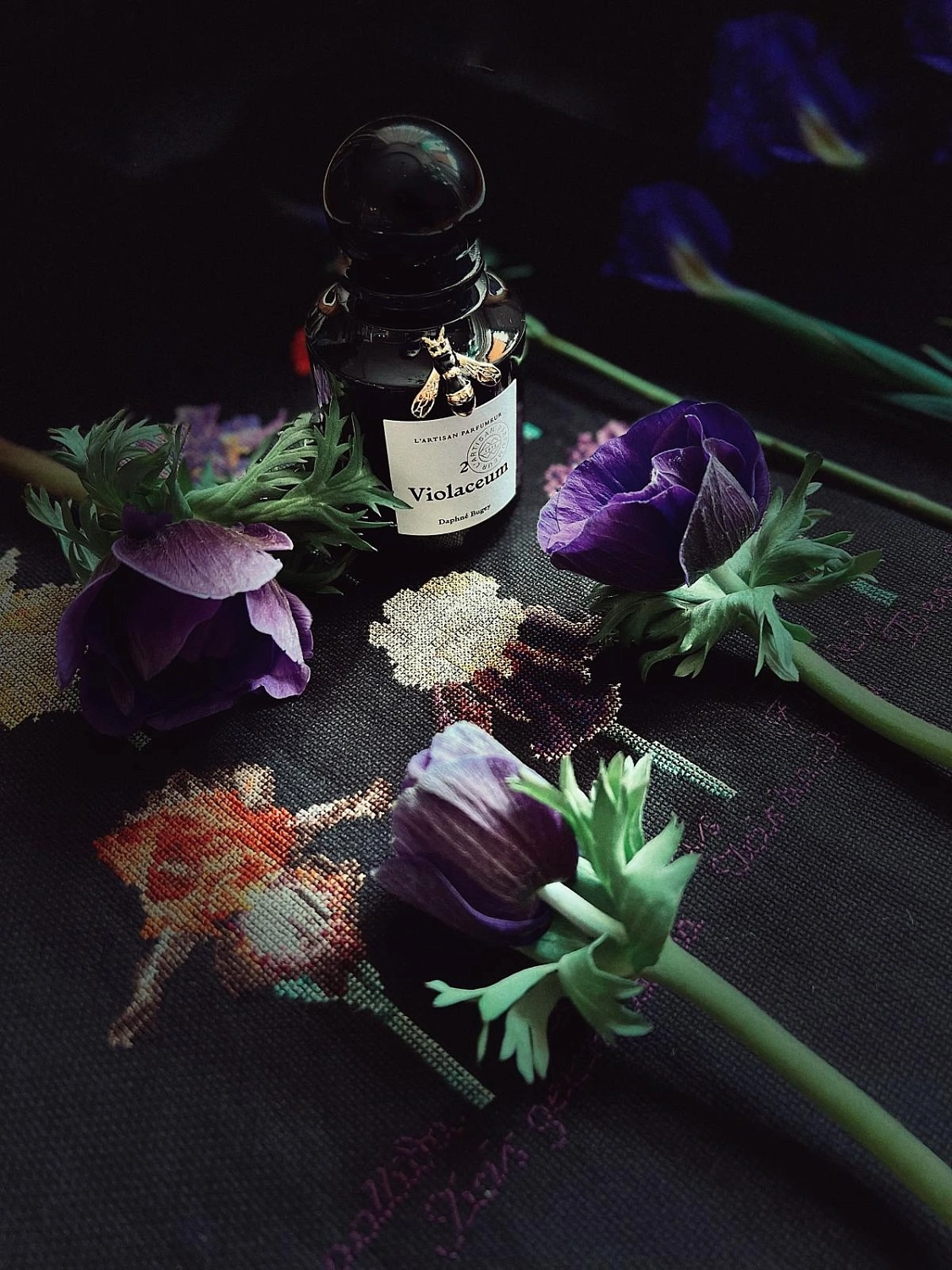 L`Artisan Parfumeur Natura Fabularis 2 Violaceum L`Artisan Parfumeur Natura Fabularis 2 Violaceum