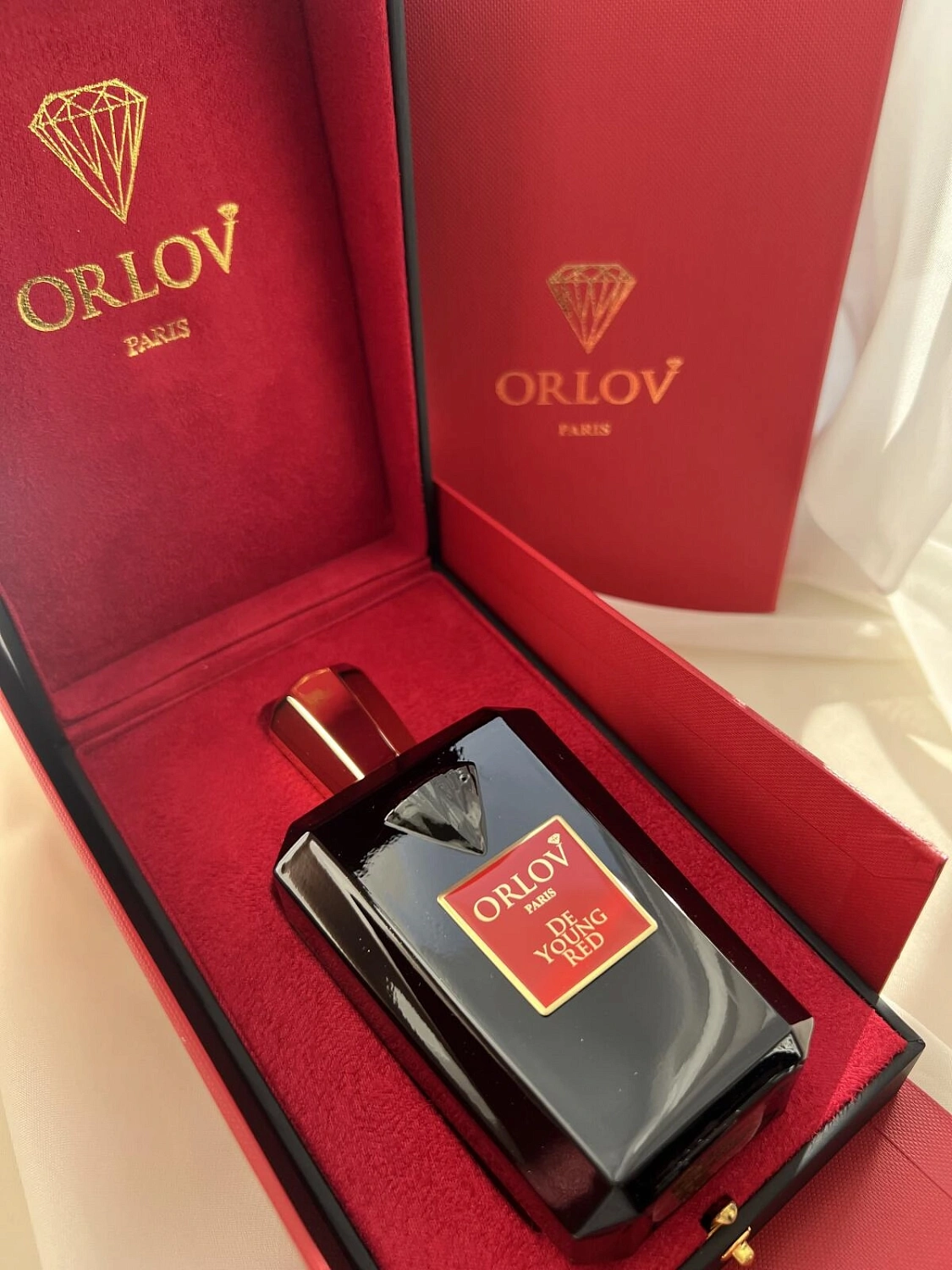 Orlov Paris De Young Red