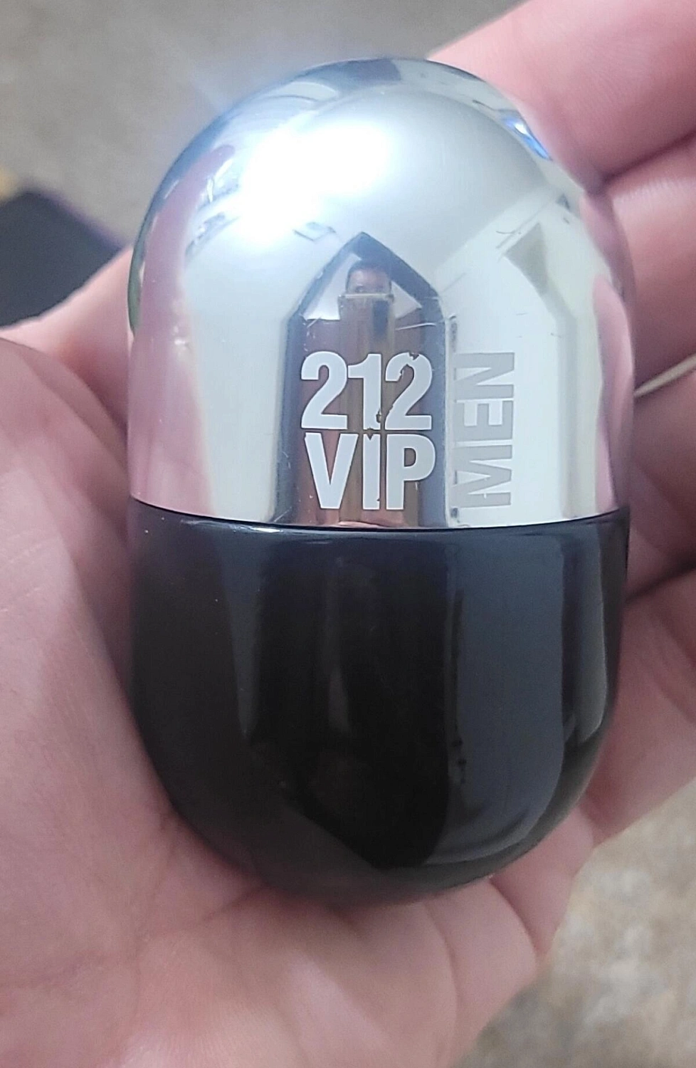 CAROLINA HERRERA 212 VIP Men Pills CAROLINA HERRERA 212 VIP Men Pills