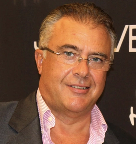 Открыть Geoffrey Nejman (Джеффри Нежман) Открыть Geoffrey Nejman (Джеффри Нежман)