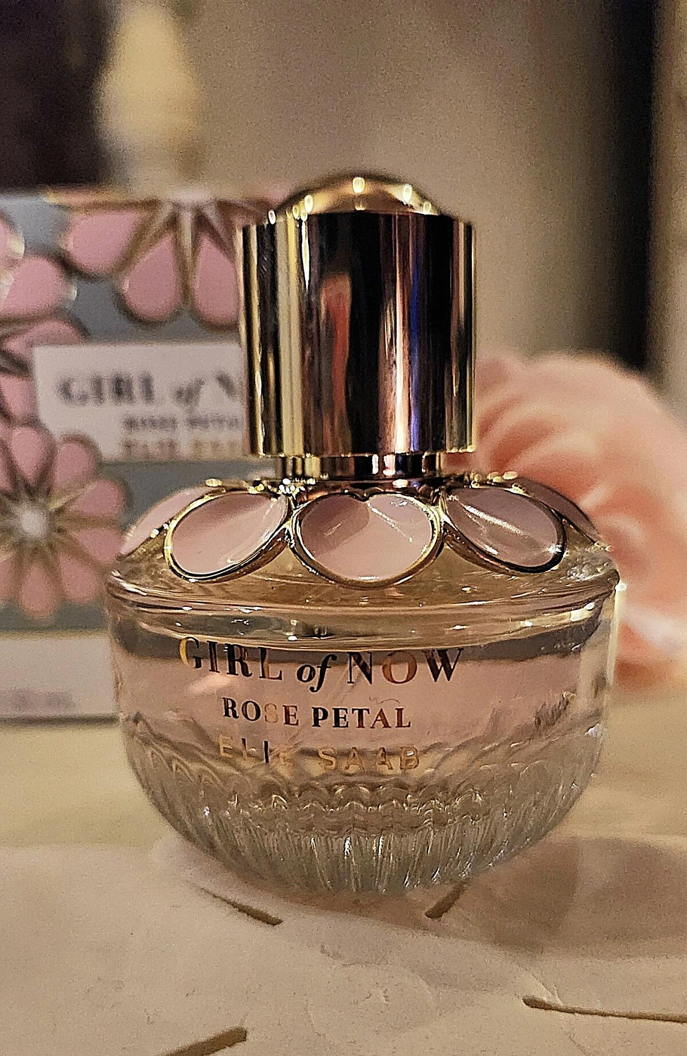 Elie Saab Girl of Now Rose Petal Elie Saab Girl of Now Rose Petal