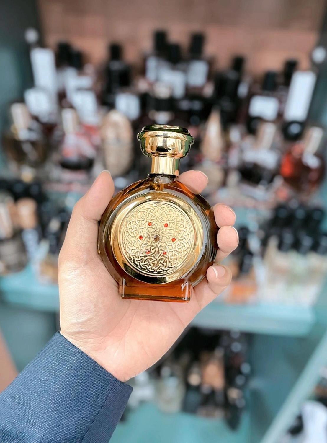 Boadicea the Victorious Tobacco Sapphire