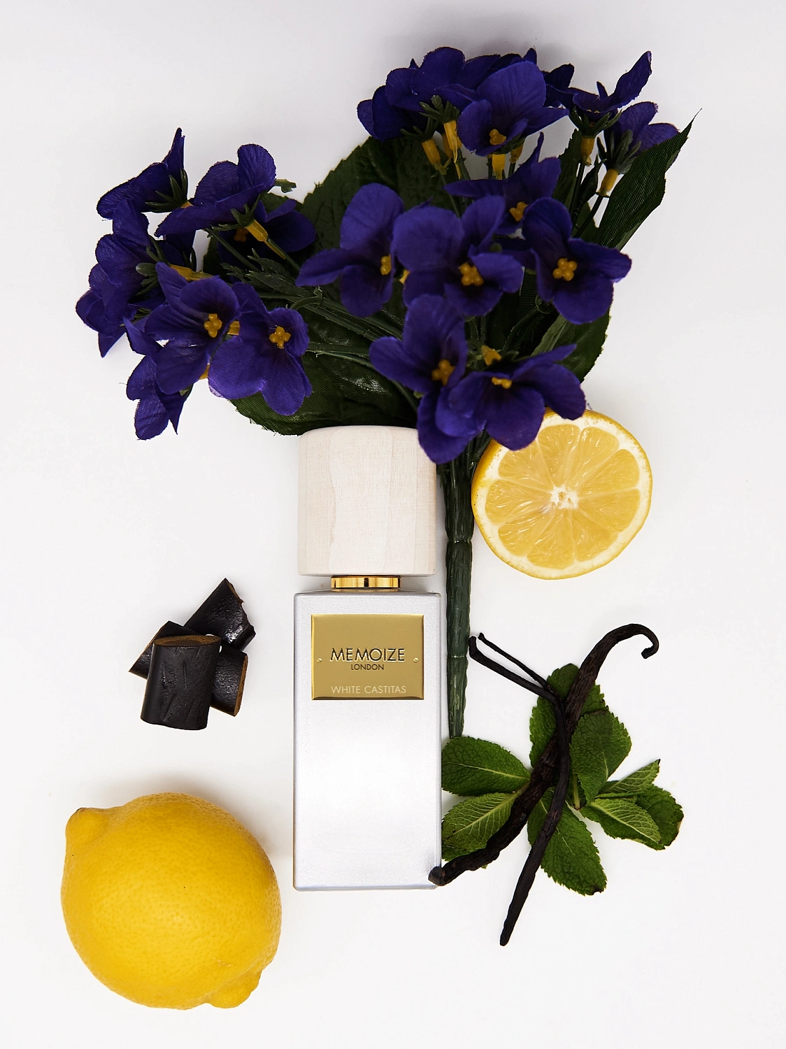 Memoize London White Castitas