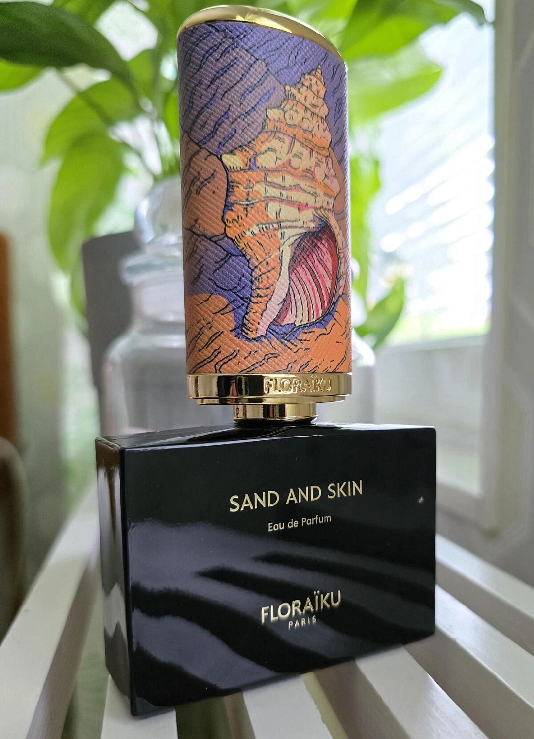 Floraiku Sand and Skin