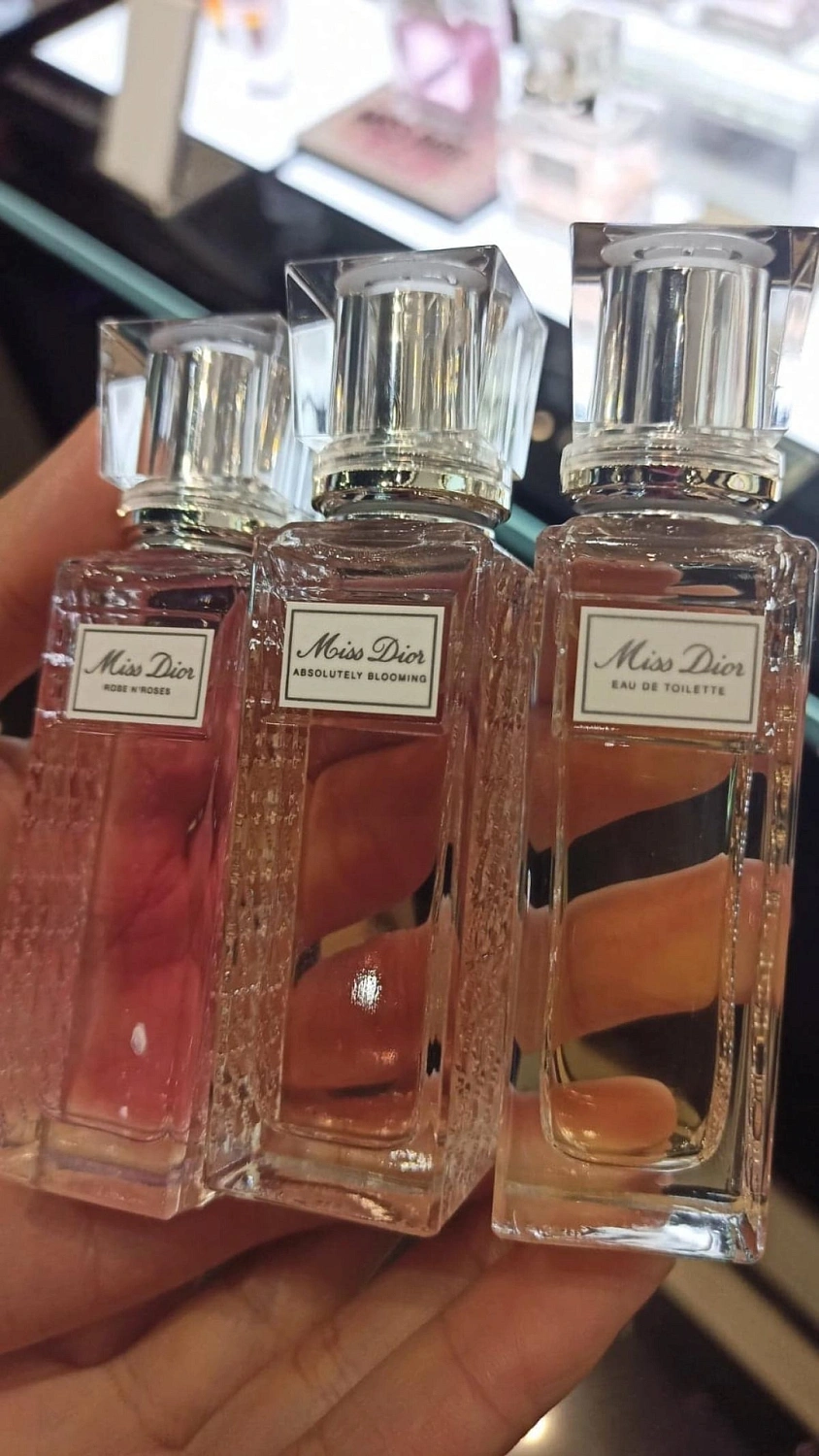 Christian Dior Miss Dior Eau de Toilette Roller Pearl 2019 Christian Dior Miss Dior Eau de Toilette Roller Pearl 2019