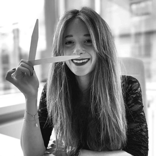 Парфюмер Charlotte Jullien (Шарлотта Жюльен)