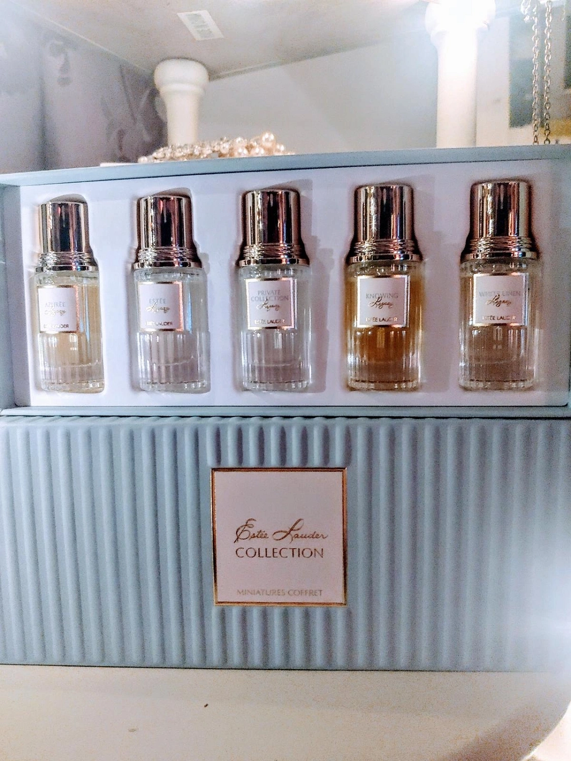 Estee Lauder Knowing Legacy