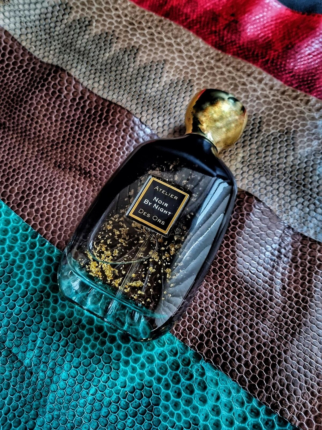 Atelier des Ors Noir by Night