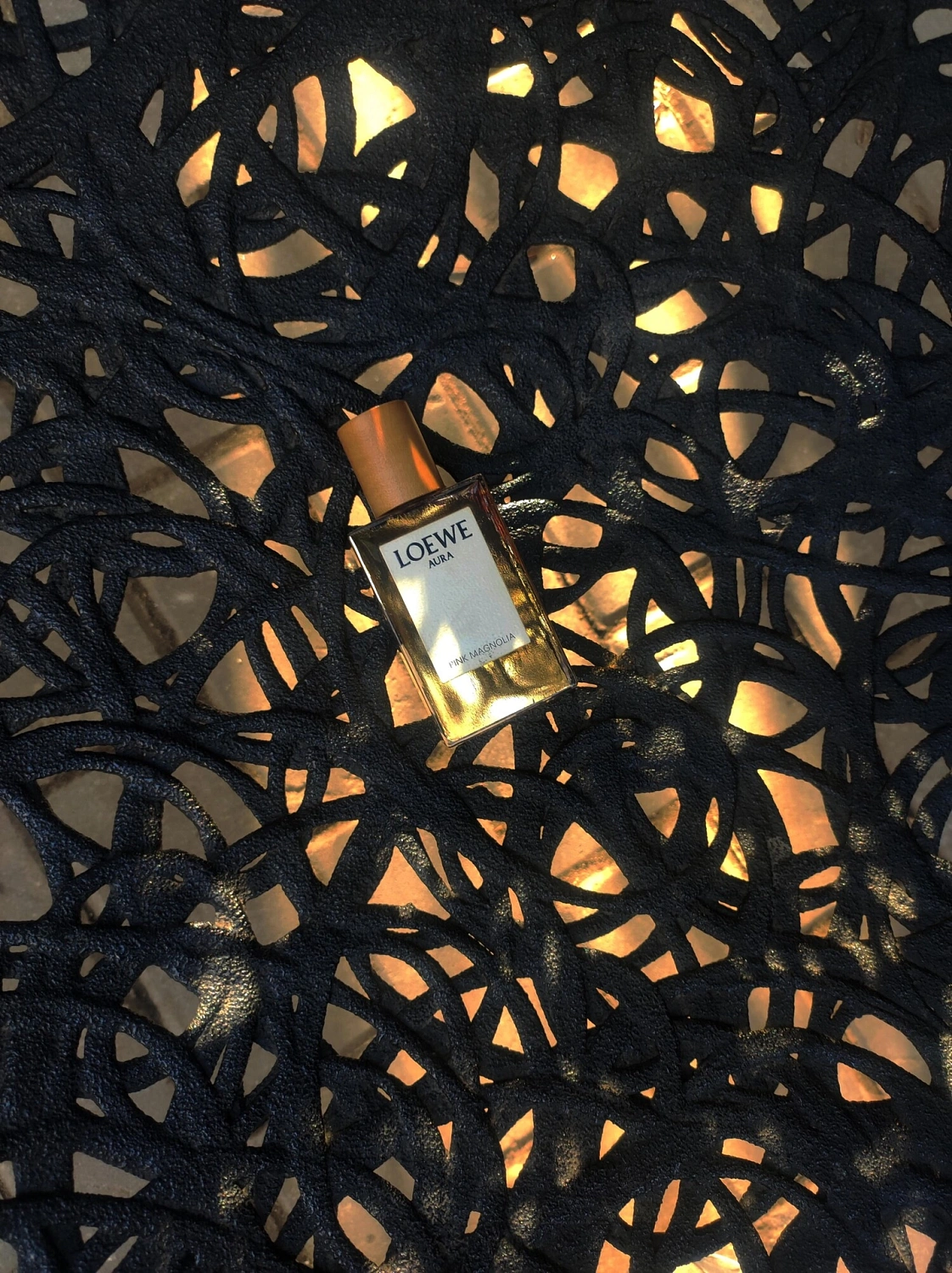 Loewe Aura Pink Magnolia