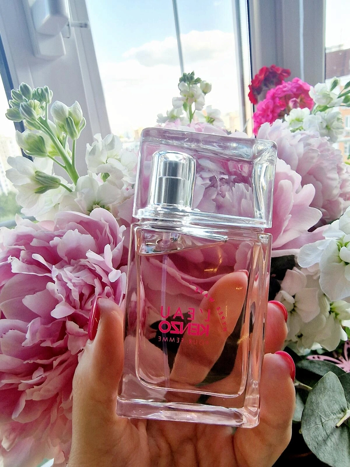 L’Eau Kenzo Pour Femme Hyper Wave