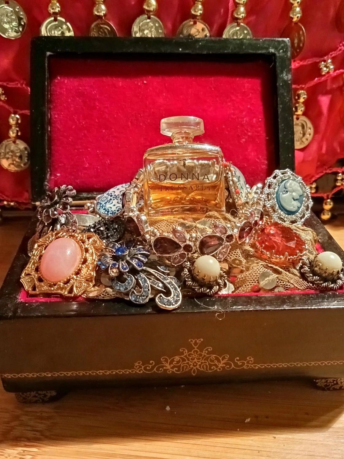 Donna Trussardi 2011