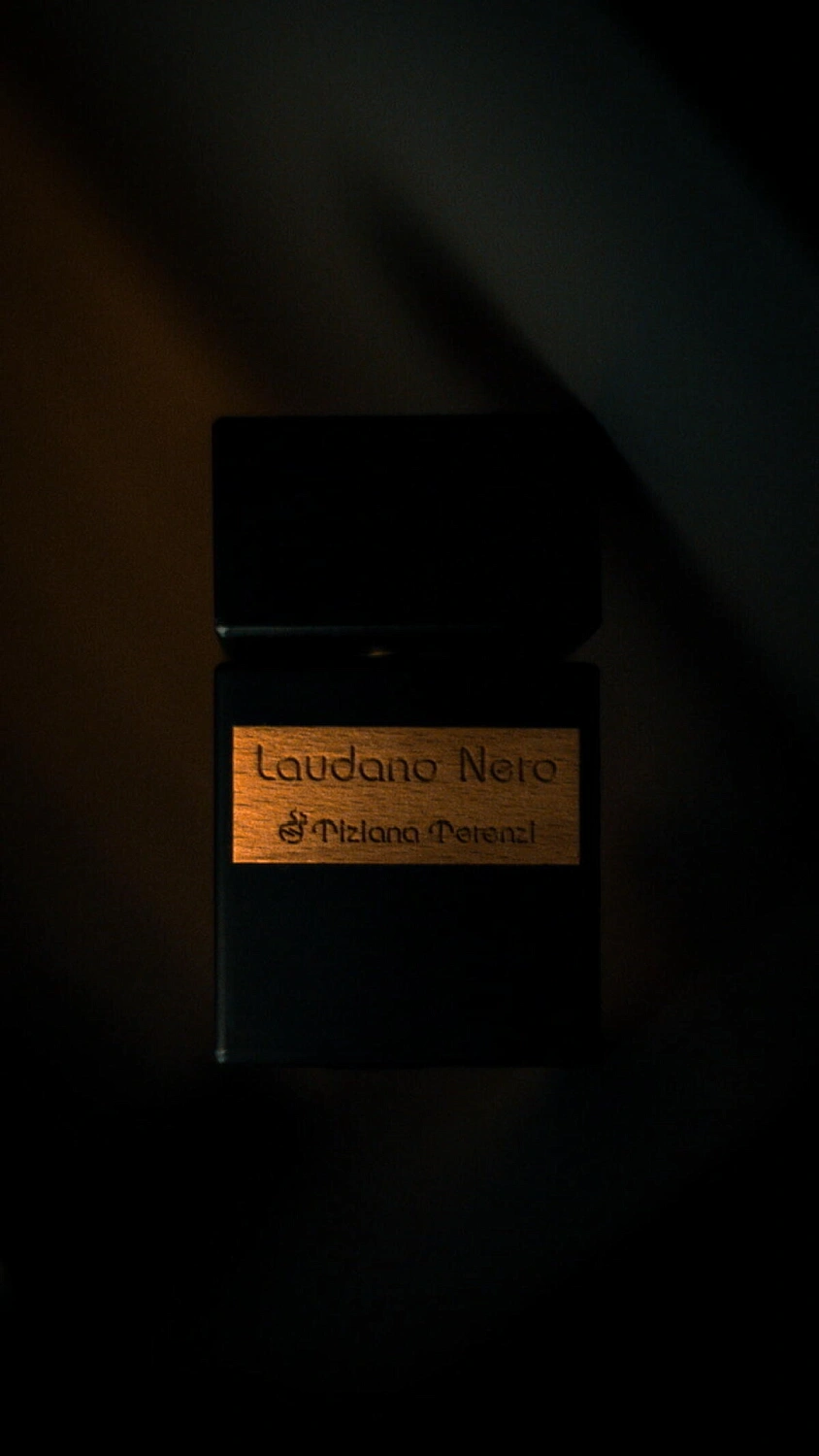 Tiziana Terenzi Laudano Nero