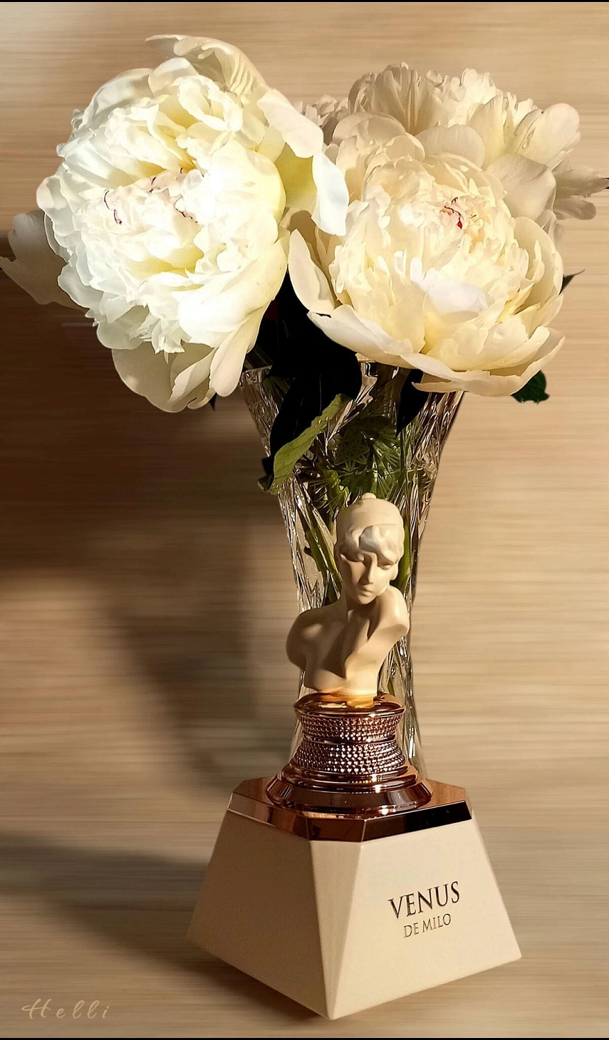 Fragrance World Venus de Milo Fragrance World Venus de Milo