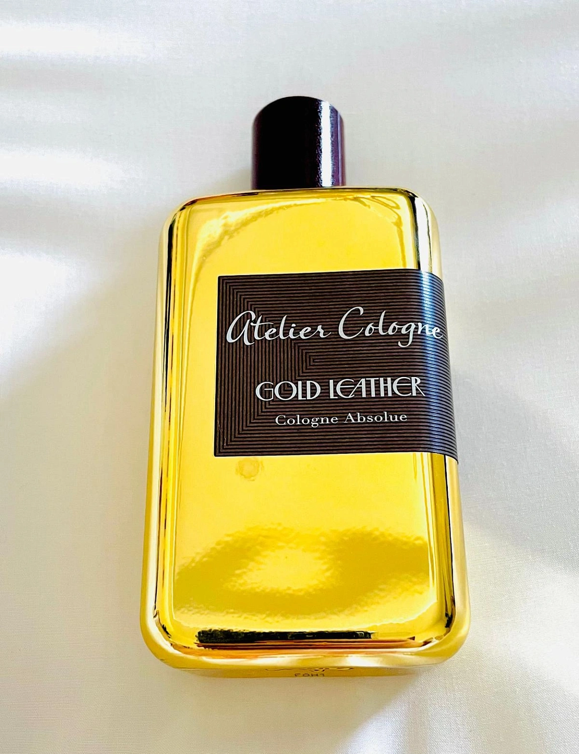 Atelier Cologne Gold Leather